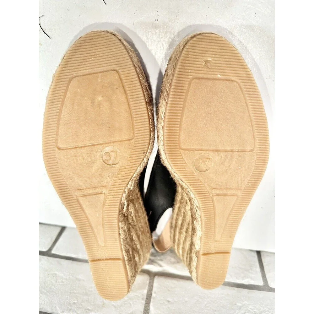 Carvela Comfort Black Leather Wedge Sandals Woman's Size 37 US 7‎